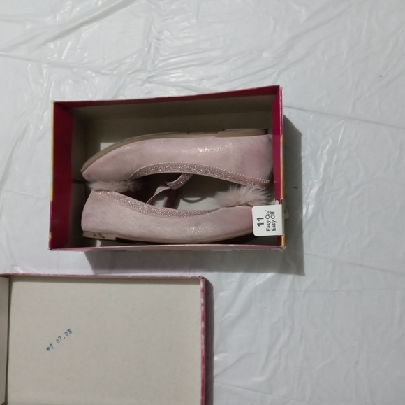 Pink Trolls Shoes - Picture 8 of 9